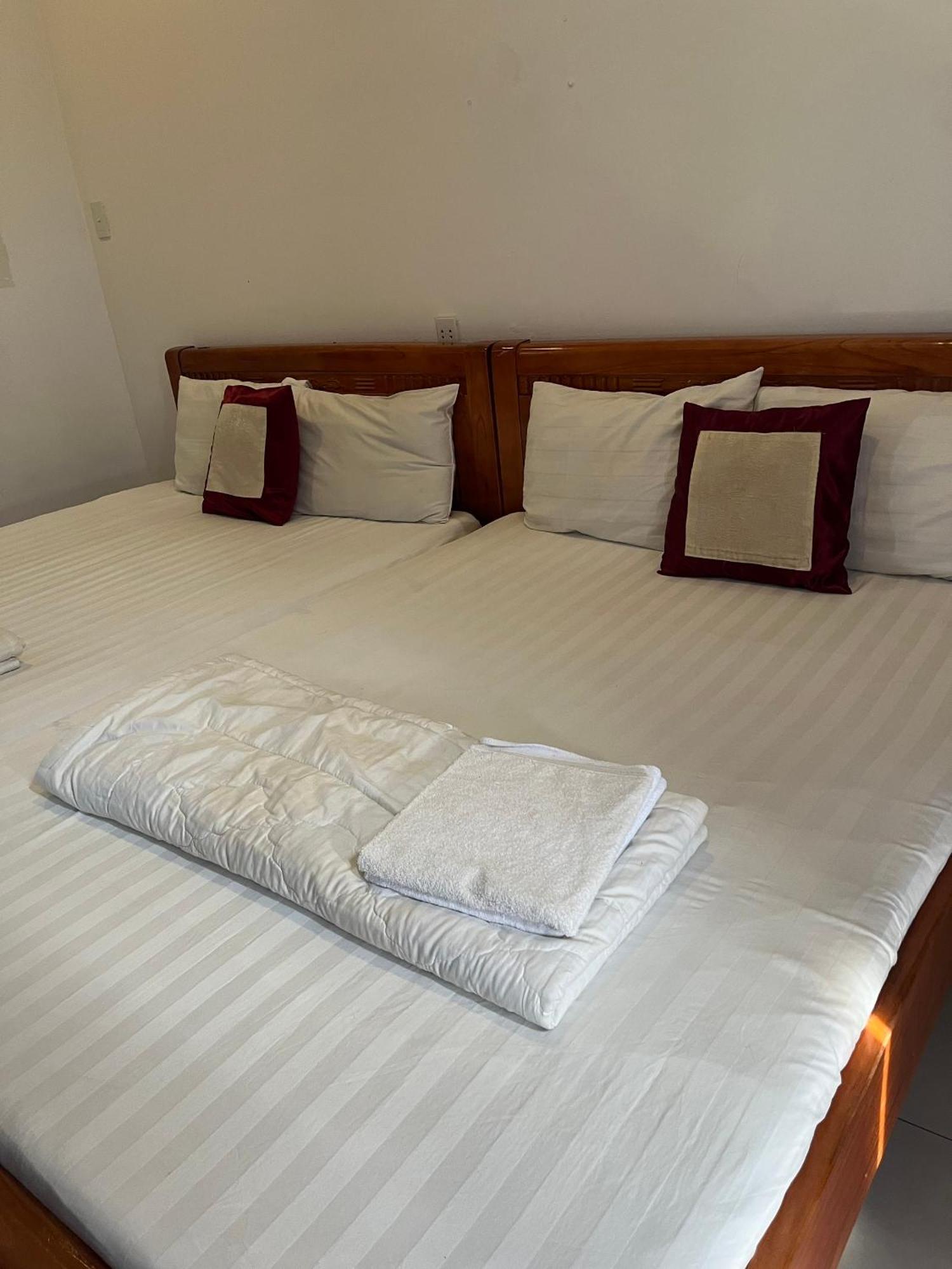 Khach San Anh Dong Hotel โฮจิมินห์ซิตี้ ภายนอก รูปภาพ